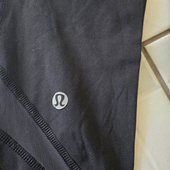 Lululemon Motionful 7/8 Tights Black 2 - Picture 4 of 5